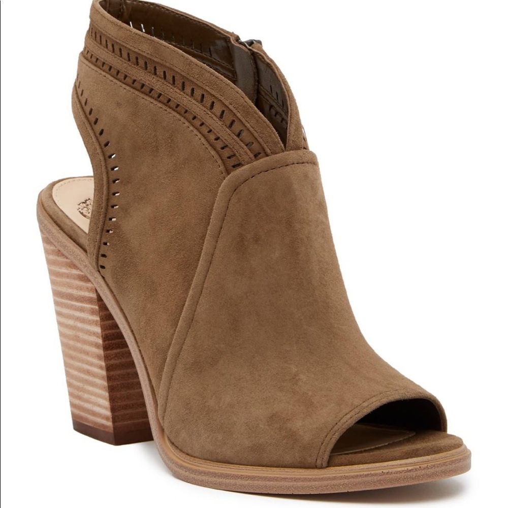 ‼️Vince Camuto “Koral” Suede Bootie- SIZE 9‼️